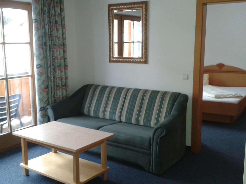 Ferienhaus Hotel Roesslwirt Kirchberg in Tirol Oda fotoğraf